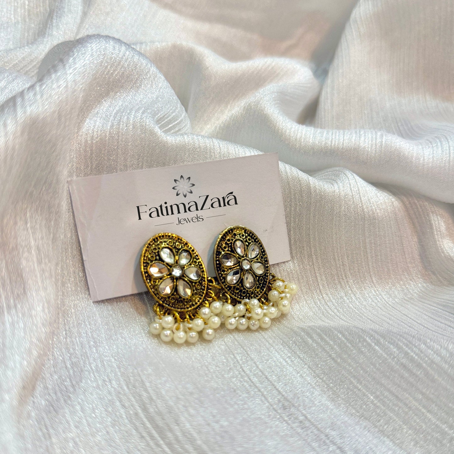 Round Earrings - Golden