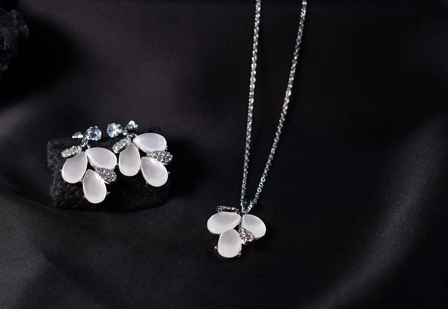 Water Drops Necklace Set