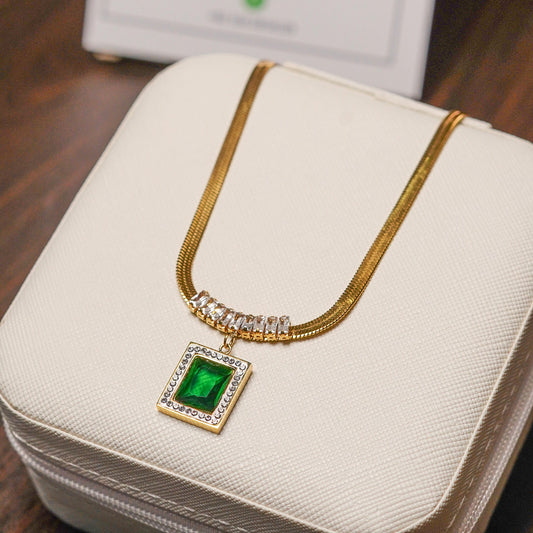 Emerald Elegance Necklace